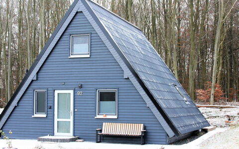 Ferienhaus Bude 92: Vindue, Bygning, Hus, Træ, Plante, Træ, Kvist, Sommerhus, Sidespor, Sugar House