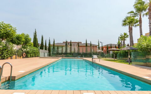 Residencial Oropesa - la Concha: Svømmepøl, Udvej, Udendørs Møbler, Eco Hotel, Skygge, Landscaping, Have, Hacienda, Hotel