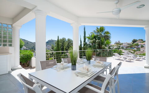 El Portet: Himmel, Plante, Bygning, Daytime, Ejendom, Vindue, Træ, Arkitektur, Urban Design, Fritid
