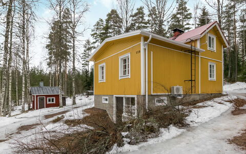Hiljanrinne: Træ, Hus, Sne, Sommerhus, Hjem, Vinter, Tag, Fryser, Sidespor, Hældning