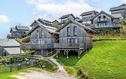 Firewater-Hütte: Sky, Plante, Himmel, Bygning, Ejendom, Vindue, Hus, Land Lot, Naturlige Landskab, Boligområde