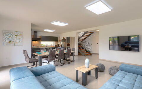 Villa Lea: Bord, Couch, Møbel, Billedramme, Indretning, Belysning, Stue, Reol, Stol, Stueplante