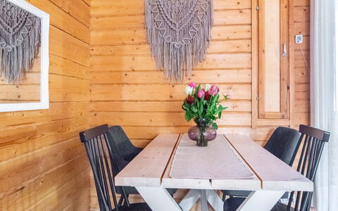Ruokovirran Mökki: Træ, Bank, Hus, Sommerhus, Sø, Dam, Skov, Bjælkehytte
