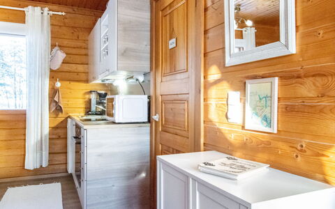 Ruokovirran Mökki: Træ, Bank, Hus, Sommerhus, Sø, Dam, Skov, Bjælkehytte
