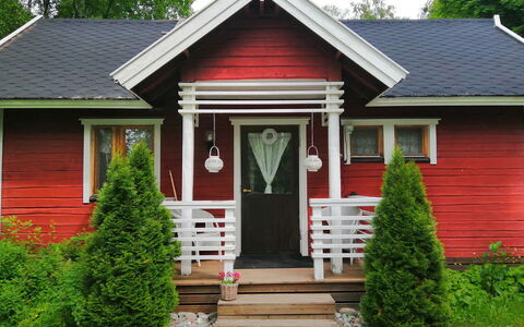 Ruokovirran Mökki: Rød, Træ, Hus, Sommerhus, Sidespor, Hjem, Tag, Dør, Have, Garden Bygninger