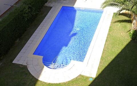 Duc Medinacelli: Svømmepøl, Blå, Kompositmateriale, Water Feature, Have, Landscaping, Fritid, Backyard, Udvej, Gård