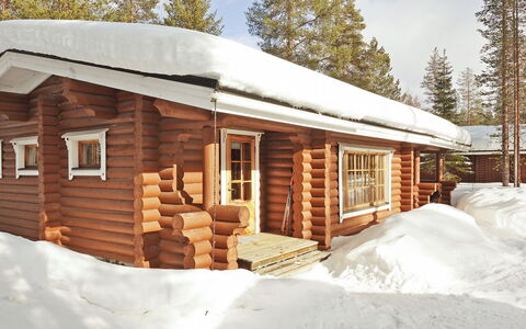 Sirkan Ojus 1: Sommerhus, Hus, Hjem, Garden Bygninger, Sidespor, Bjælkehytte, Stuehus, Estate, Skur, Gård