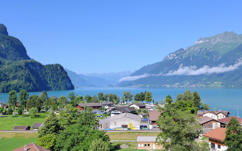 Brienz Sunset: Himmel, Vand, Bjerg, Vandressourcer, Plante, Naturlige Landskab, Azure, Highland, Træ, Coastal Og Oceaniske Landskabsformer