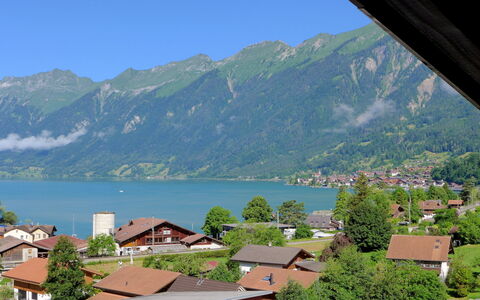 Brienz Sunset: Vand, Himmel, Vandressourcer, Daytime, Bjerg, Azure, Highland, Bygning, Vegetationen, Sø