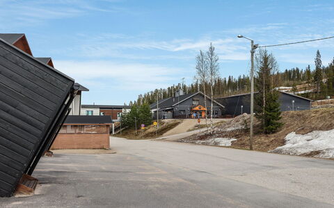 Skivillas 47 Ukkohalla (A7): Træ, Vinter, Sne, Hjem, Sommerhus, Fryser, Sidespor, Bjælkehytte, Is