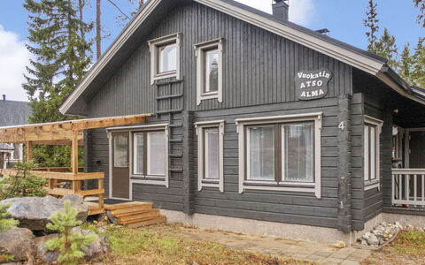 Vuokatin Atso: Træ, Sidespor, Dør, Sommerhus, Maling, Gård, Skydevindue, Garden Bygninger, Backyard, Planke