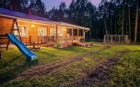 Oravajärven Talo (Ent. Suomela): Træ, Sidespor, Sommerhus, Hus, Hjem, Planke, Garden Bygninger, Bjælkehytte, Hårdttræ, Veranda