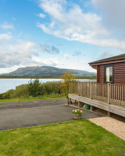 Loch Side Lodge 8