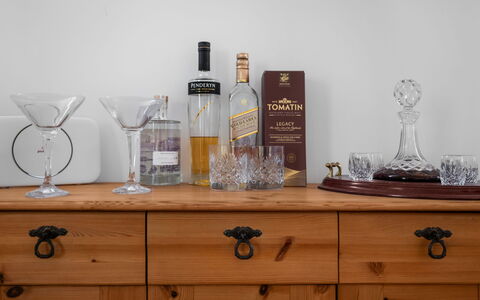 Suilven: Flaske, Bordservice, Glasservice, Barware, Glas Flaske, Glas, Vin, Hårdttræ