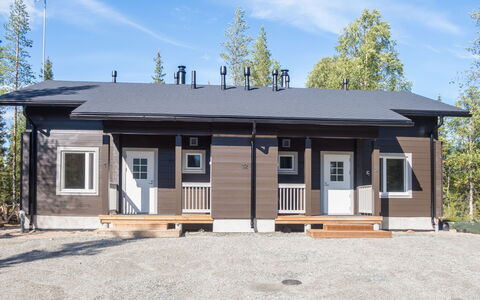 Kitkanvee 1: Sommerhus, Sidespor
