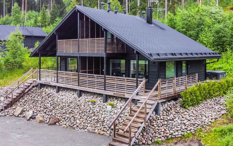Himoksen Keiju 1: Seng, Møbel, Soveværelse, Indretning, Sengetøj, Sengetøj, Gulvbelægning, Træ, Etage, Værelse