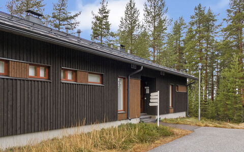 Vuokatti Panorama: Træ, Sidespor, Tag, Sommerhus, Hus, Hjem, Dør, Veranda, Garden Bygninger, Stuehus
