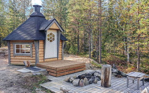 Lomaperä: Træ, Hus, Sne, Sommerhus, Hjem, Vinter, Tag, Fryser, Sidespor, Hældning