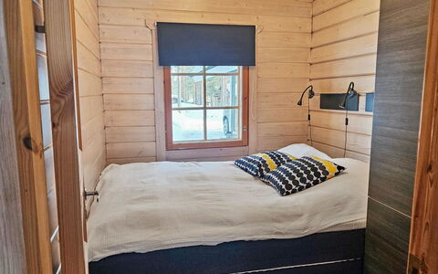 Villa Pipa: Altan, Lejlighed, Skygge, Glas, Ejerlejlighed, Gelænder, Veranda, Dagslys, Dæk, Udendørs Møbler