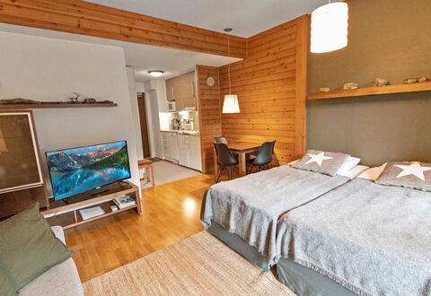 Ylläs Chalets 3309: Svømmepøl, Udvej, Udendørs Møbler, Design, Skygge, Landscaping, Hotel, Water Feature, Eco Hotel