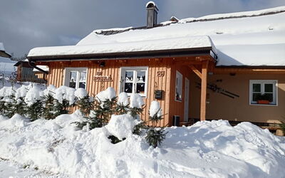 Rokytnice Nad Jizerou 55: Himmel, Sky, Bygning, Sne, Ejendom, Vindue, Plante, Hus, Arkitektur, Fryser