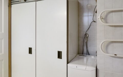 Lomakatti 10B: Træ, Sommerhus, Hjem, Bjælkehytte, Tømmer, Sidespor, Hårdttræ, Naturmateriale, Garden Bygninger, Hytte
