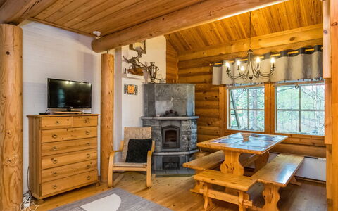 Henkari B: Sommerhus, Hus, Hjem, Garden Bygninger, Sidespor, Bjælkehytte, Stuehus, Estate, Skur, Gård