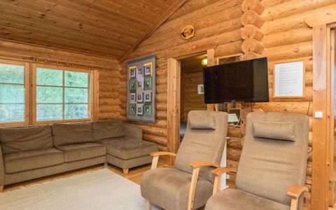 Pyhä-Rasti: Træ, Sommerhus, Bjælkehytte, Skov, Skur, Garden Bygninger, Lærk, Woodland, Bejdse