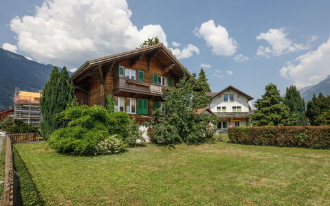 Chalet Dori: Bygning, Hus, Hjem, Sommerhus, Boligområde, Landdistrikt, Tag, Land Lot, Hill Station