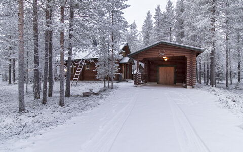 Petsankolo: Sommerhus, Hus, Hjem, Garden Bygninger, Sidespor, Bjælkehytte, Stuehus, Estate, Skur, Gård