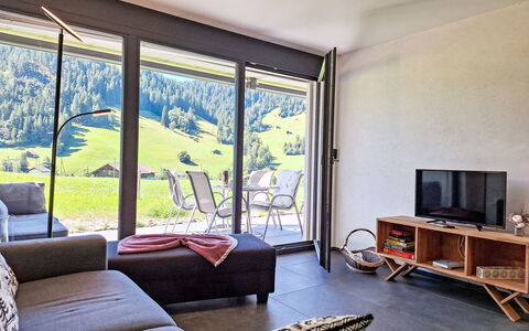 Greenview: Møbel, Indretning, Couch, Værelse, Stue, Loft, Stol, Tæppe, Armlæn