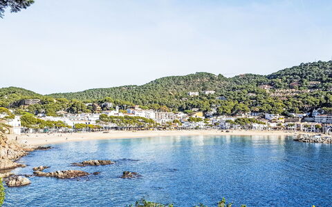 La Victoria: Vand, Krop Af Vand, Kyst, Bjergrige Landskabsformer, Strand, Coastal Og Oceaniske Landskabsformer, Horisont, Bjerg, Kyst, Sommer