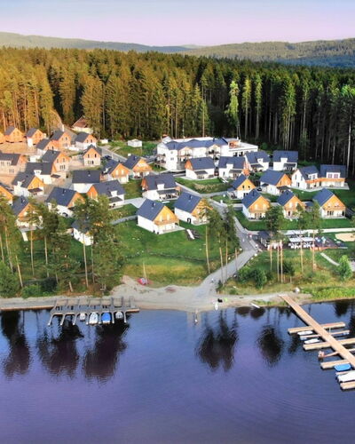 Lakeside Village 29