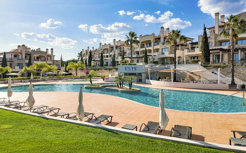 Vilamoura 171: Urban Design, Udvej, Hacienda, Mansion, Hotel, Villa, Svømmepøl, Ferieby