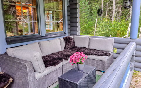 Kaakkuri: Træ, Hus, Sne, Sommerhus, Hjem, Vinter, Tag, Fryser, Sidespor, Hældning