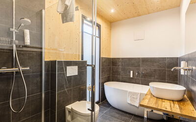 Feriebolig:&nbsp;Penthouse # 1B mit Sauna&Außenbadewanne 180.1