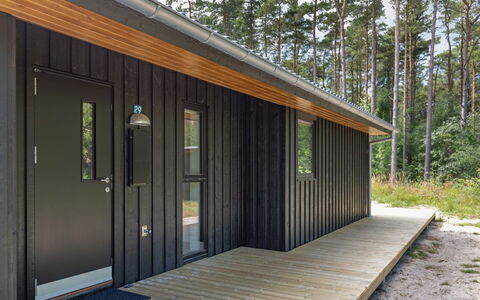 Anarosa - 200M from the Sea: Møbel, Indretning, Couch, Gulvbelægning, Etage, Stue, Værelse, Bord, Stol, Lejlighed