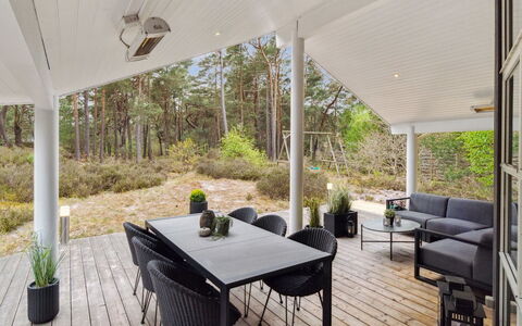 Bergulv - 75M from the Sea: Træ, Møbel, Lejlighed, Værelse, Loft, Bejdse, Stol, Hårdttræ, Klarlak, Tømmer