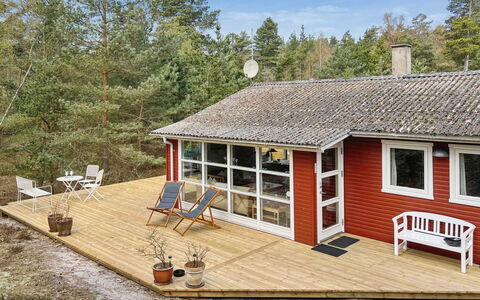 Kjeld - 900M from the Sea: Hus, Sommerhus, Tag, Garden Bygninger, Skygge, Skur, Backyard, Udendørs Møbler, Gård, Lawn