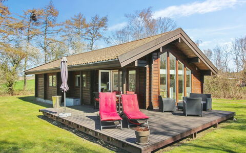 Nikolce - 250M from the Sea: Svømmepøl, Udendørs Møbler, Møbel, Udvej, Flise, Eco Hotel, Skygge, Stol, Fritid, Estate