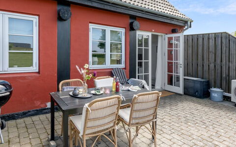 Antine - 6Km from the Sea: Træ, Tag, Hjem, Hus, Arkitektur, Sidespor, Land Lot, Sommerhus, Skur, Garden Bygninger