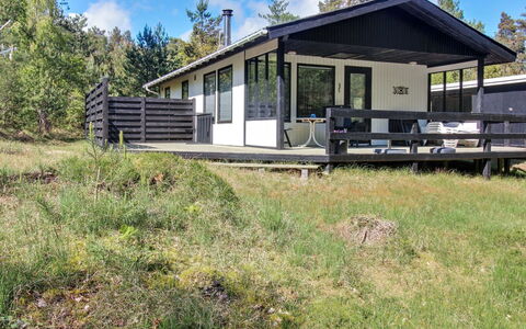 Eeske - 800M from the Sea: Træ, Møbel, Lejlighed, Værelse, Loft, Bejdse, Stol, Hårdttræ, Klarlak, Tømmer
