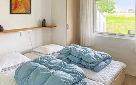 Erica - 6Km from the Sea: Møbel, Seng, Soveværelse, Indretning, Træ, Sengetøj, Sengetøj, Etage, Sengetøj, Textile