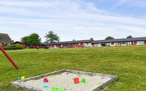 Erica - 6Km from the Sea: Offentlige Rum, Fritid, Lawn, Fritid, Spille, Gård, Parkere, Legepladsudstyr, Barn, Skygge