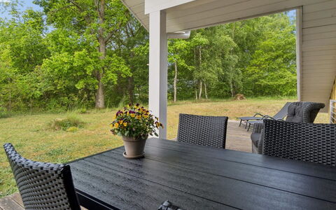 Ailen - 500M from the Sea: Træ, Hus, Sommerhus, Hjem, Tag, Landdistrikt, Sidespor, Bjælkehytte, Garden Bygninger, Hårdttræ
