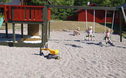 Jose - 300M from the Sea: Tag, Hus, Land Lot, Hjem, Sommerhus, Estate, Garden Bygninger, Skygge, Bjælkehytte, Landscaping