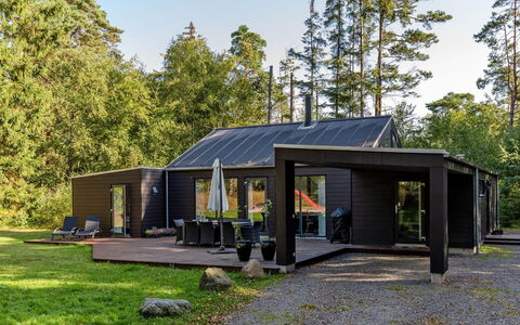 Elza - 800M from the Sea: Tag, Hus, Land Lot, Hjem, Sommerhus, Estate, Garden Bygninger, Skygge, Bjælkehytte, Landscaping
