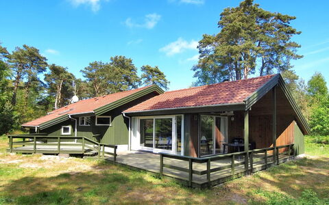 Adelbrand - 400M from the Sea: Træ, Hus, Sommerhus, Hjem, Tag, Landdistrikt, Sidespor, Bjælkehytte, Garden Bygninger, Hårdttræ