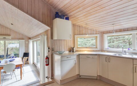 Adelbrand - 400M from the Sea: Træ, Hus, Sommerhus, Hjem, Tag, Landdistrikt, Sidespor, Bjælkehytte, Garden Bygninger, Hårdttræ