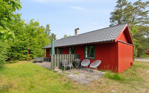 Gunder - 125M from the Sea: Sommerhus, Backyard, Gård, Garden Bygninger, Skur, Sidespor, Udendørs Møbler, Bjælkehytte, Udendørs Struktur, Hytte